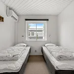 Guthbrand - 1-3km From The Sea By Interhome 度假居 布拉万德