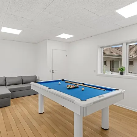 Ferienhaus Guthbrand - 1-3km From The Sea By Interhome Blåvand