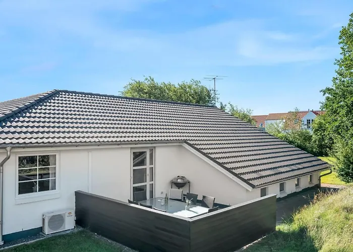 Guthbrand - 1-3km From The Sea By Interhome Blåvand