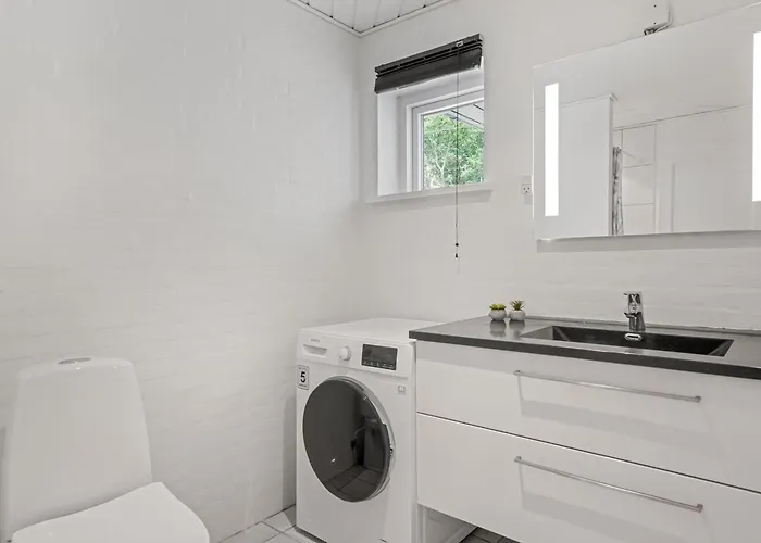 Guthbrand - 1-3km From The Sea By Interhome *