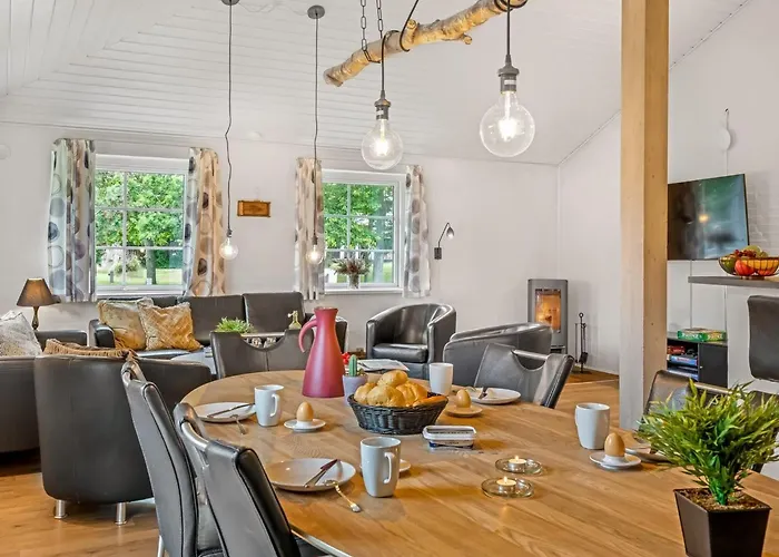 Guthbrand - 1-3km From The Sea By Interhome *